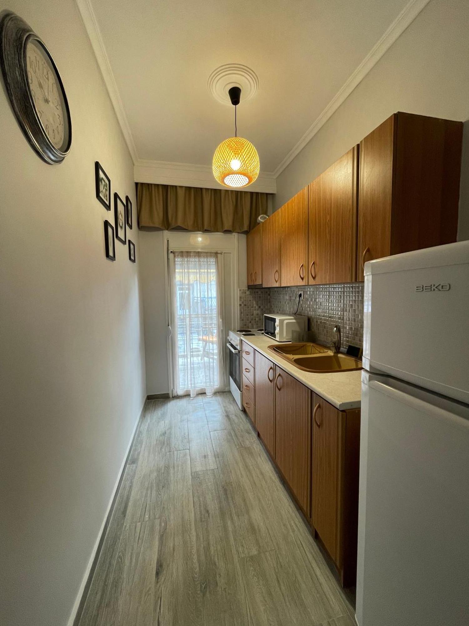 Dt Luxury Apartment Néa Péramos Bagian luar foto