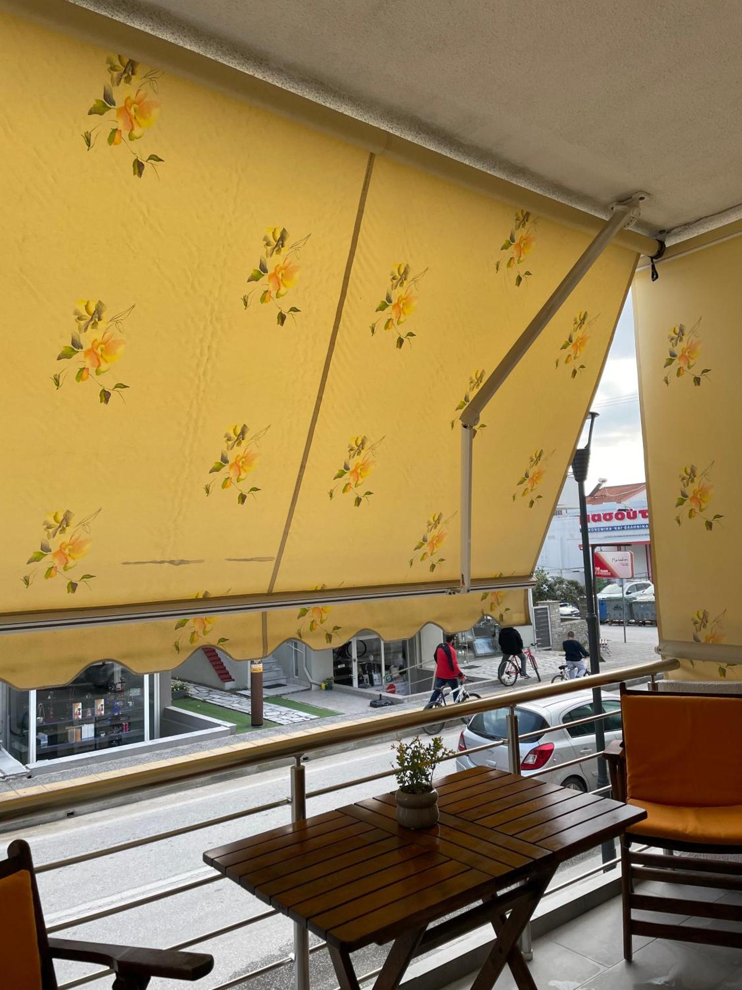 Dt Luxury Apartment Néa Péramos Bagian luar foto